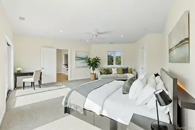 89 Old Canoe Place Road, Hampton Bays, NY 11946 - Photo 15