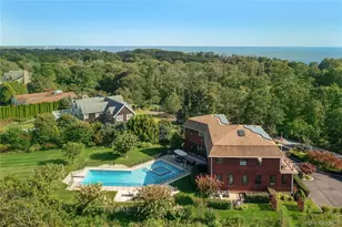 89 Old Canoe Place Rd, Hampton Bays, NY 11946 - Photo 5