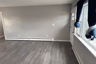 8 Paul Dr, Mastic, NY 11950 - Photo 9