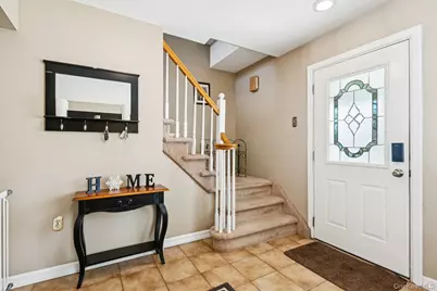 2846 Morgan Drive, Wantagh, NY 11793 - Photo 5