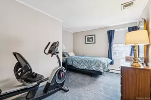 2846 Morgan Dr, Wantagh, NY 11793 - Photo 23