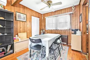 1097 Carll Dr, Bay Shore, NY 11706 - Photo 15