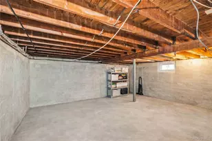 1097 Carll Dr, Bay Shore, NY 11706 - Photo 25