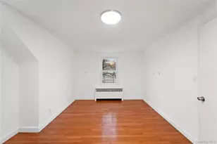 181 S Alleghany Ave, Lindenhurst, NY 11757 - Photo 23