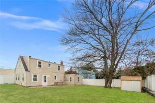 181 S Alleghany Ave, Lindenhurst, NY 11757 - Photo 3