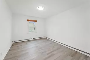 181 S Alleghany Ave, Lindenhurst, NY 11757 - Photo 17