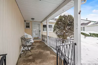 48 Lawrence Street, New Hyde Park, NY 11040 - Photo 15