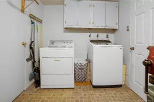 69 Riviera Dr, Selden, NY 11784 - Photo 13