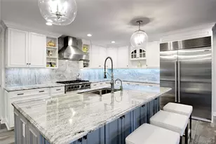 110 Birch Dr, East Hills, NY 11576 - Photo 7