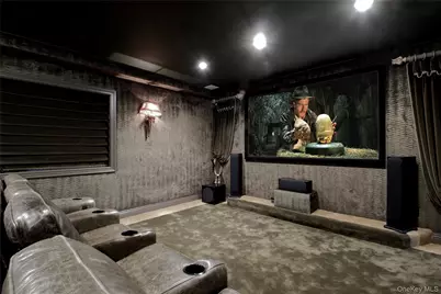 110 Birch Drive, East Hills, NY 11576 - Photo 21