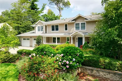 110 Birch Drive, East Hills, NY 11576 - Photo 3