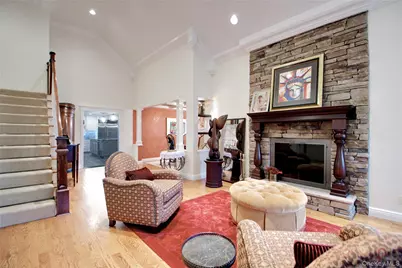 110 Birch Drive, East Hills, NY 11576 - Photo 5