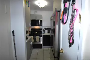 7 Balint Dr, Yonkers, NY 10710 - Photo 5