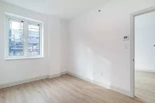 88-56 162nd St, Jamaica, NY 11432 - Photo 7