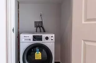 88-56 162nd St, Jamaica, NY 11432 - Photo 13