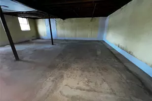 24 Lorraine Blvd, Poughkeepsie, NY 12603 - Photo 13