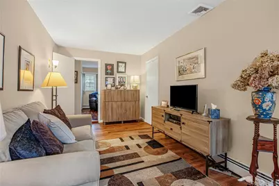 35 High Hills Lane, Huntington Station, NY 11746 - Photo 19