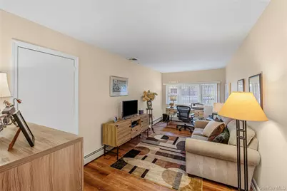 35 High Hills Lane, Huntington Station, NY 11746 - Photo 17