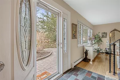 35 High Hills Lane, Huntington Station, NY 11746 - Photo 3