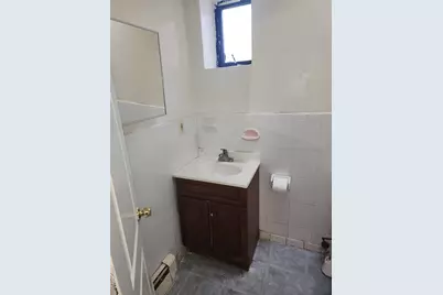 173-17 Jamaica Avenue #2ND. Floor 2-R, Jamaica, NY 11432 - Photo 5