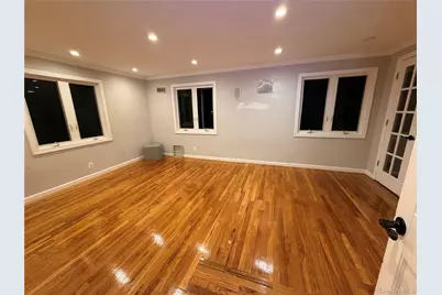 48 Robin Lane, Plainview, NY 11803 - Photo 9