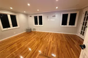 48 Robin Ln, Plainview, NY 11803 - Photo 9