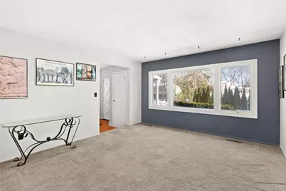 24 King Avenue, Melville, NY 11747 - Photo 23