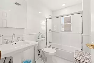 24 King Ave, Melville, NY 11747 - Photo 9