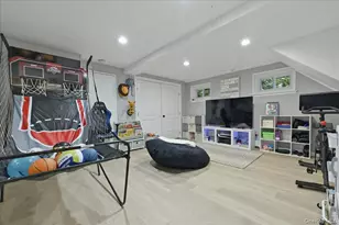 3311 Hewlett Ave, Merrick, NY 11566 - Photo 37