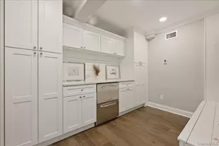 3311 Hewlett Ave, Merrick, NY 11566 - Photo 17