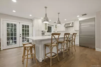 3311 Hewlett Avenue, Merrick, NY 11566 - Photo 5