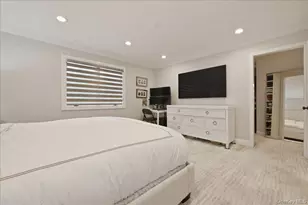 3311 Hewlett Ave, Merrick, NY 11566 - Photo 25