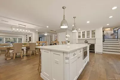 3311 Hewlett Avenue, Merrick, NY 11566 - Photo 11