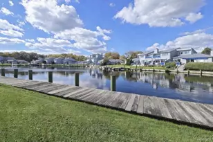 73 Fair Harbor Dr, Patchogue, NY 11772 - Photo 17