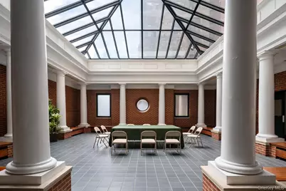 188 E 70th Street #8B, New York, NY 10021 - Photo 11