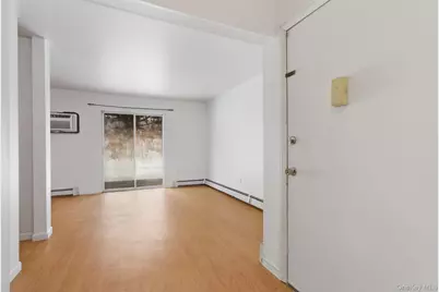 8 Ivy Court #B, Fishkill, NY 12524 - Photo 15