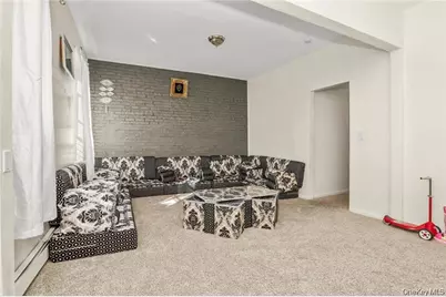 80 Elliott Avenue #2nd Floor, Yonkers, NY 10705 - Photo 3