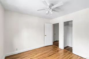 3 Edwards St, Roslyn Heights, NY 11577 - Photo 9