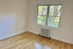 3 Roslyn Heights Streets, Roslyn Heights, NY 11577 - Photo 5