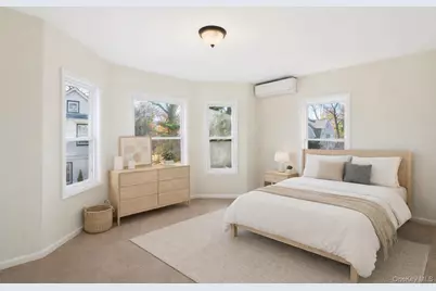 161 Wallace Street, Freeport, NY 11520 - Photo 21