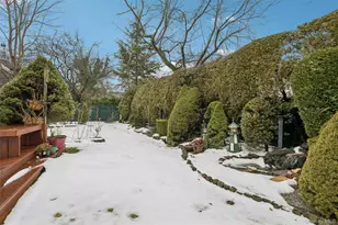 982 Clark Pl, Woodmere, NY 11598 - Photo 41