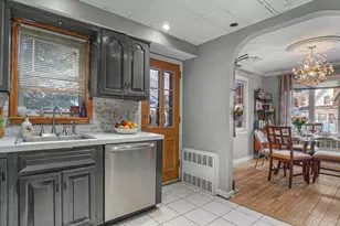 100 Elizabeth St, Floral Park, NY 11001 - Photo 5