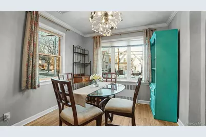 100 Elizabeth Street, Floral Park, NY 11001 - Photo 7