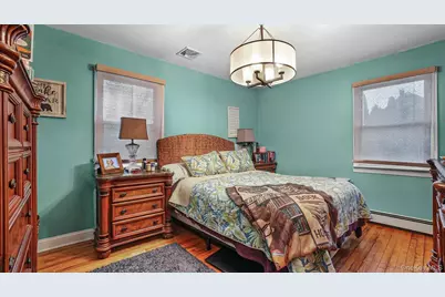 100 Elizabeth Street, Floral Park, NY 11001 - Photo 9