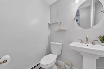 3158 Stoneleigh Court, Yorktown Heights, NY 10598 - Photo 9