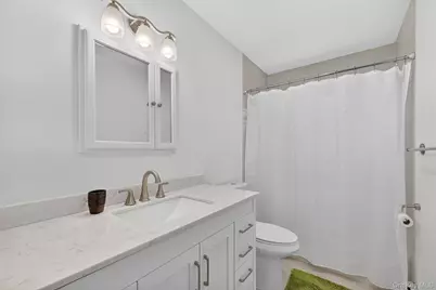 3158 Stoneleigh Court, Yorktown Heights, NY 10598 - Photo 11