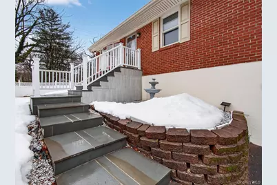 1 Edward Lane, Spring Valley, NY 10977 - Photo 5