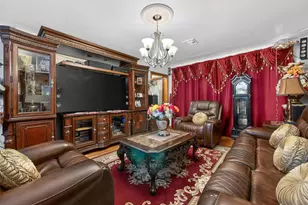 1 Edward Ln, Spring Valley, NY 10977 - Photo 9