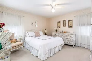 16 Wright Rd, Rockville Centre, NY 11570 - Photo 15