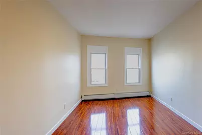 132-16 Hillside Avenue, Richmond Hill, NY 11418 - Photo 33